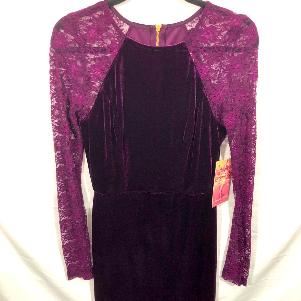 Emerald Sundae Velvet Dress Brand New
